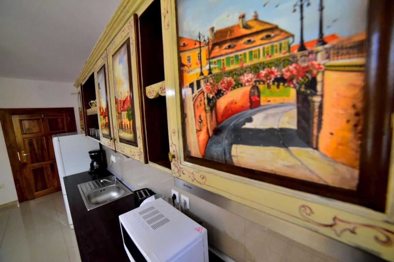 Gm 15 Apartments Sibiu Luaran gambar