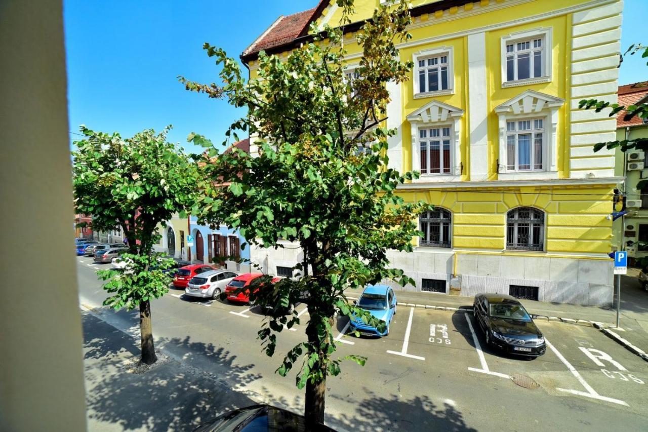 Gm 15 Apartments Sibiu Luaran gambar