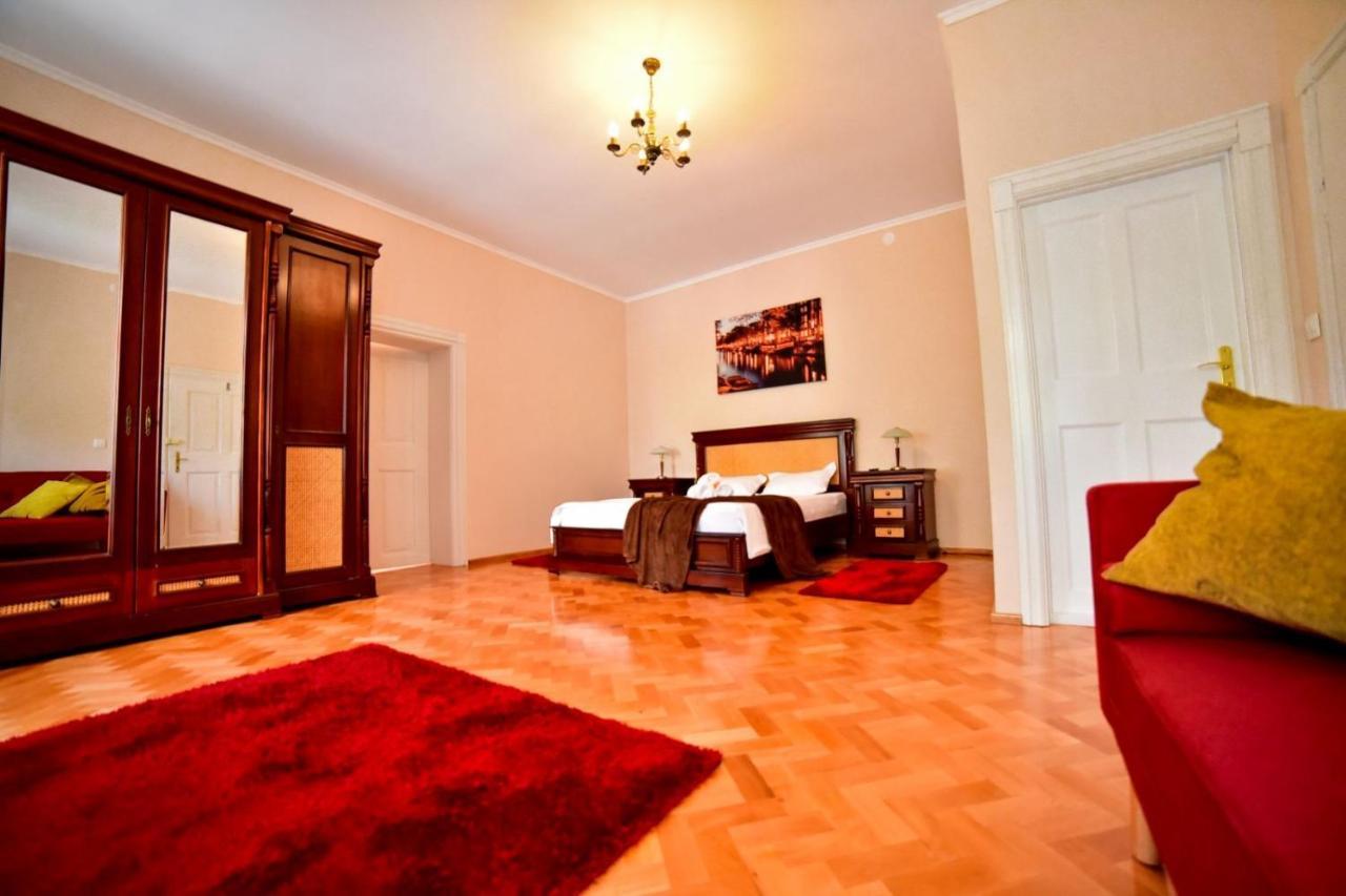 Gm 15 Apartments Sibiu Luaran gambar