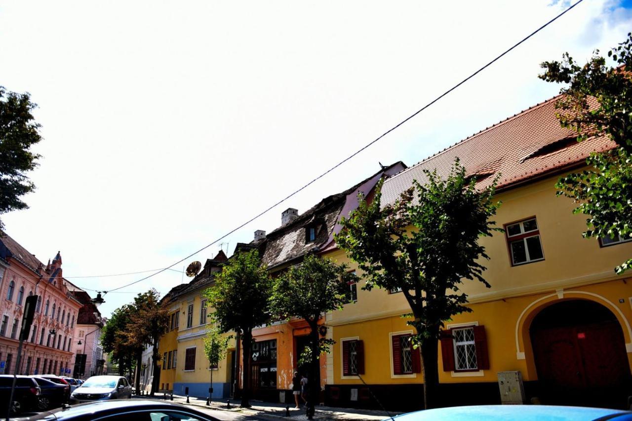 Gm 15 Apartments Sibiu Luaran gambar