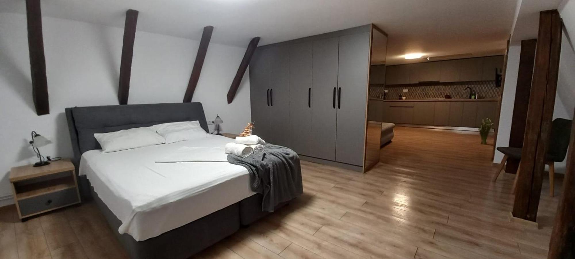 Gm 15 Apartments Sibiu Luaran gambar